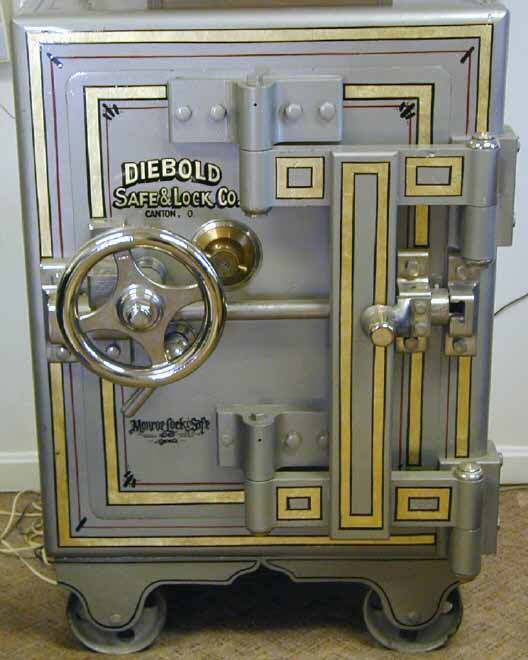 Bank-Deposit-Boxes