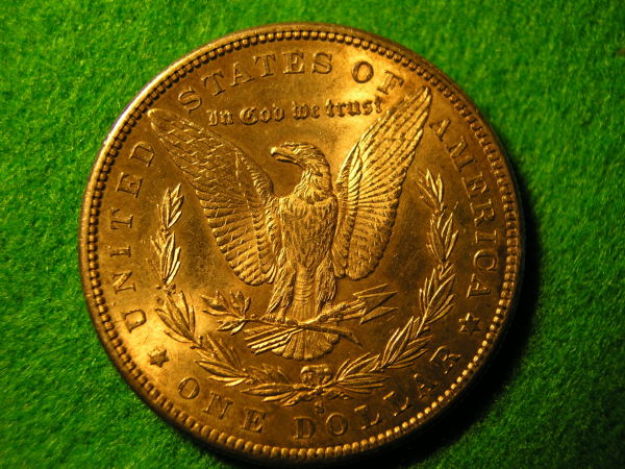 1886-S-Morgan-Dollar---Yellowish-Tone