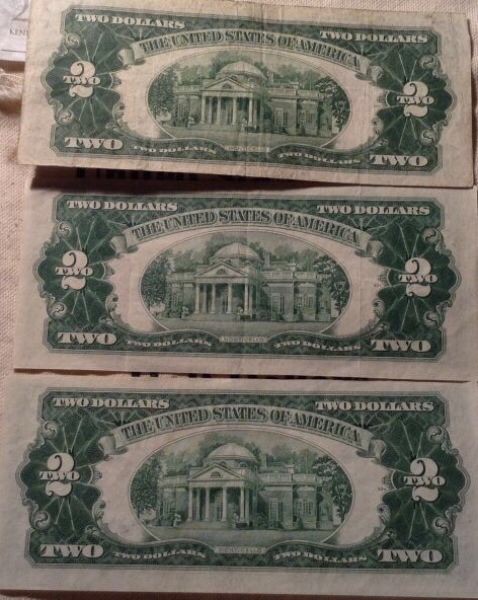 $2-Red-Notes:-Banker-Pick-Up