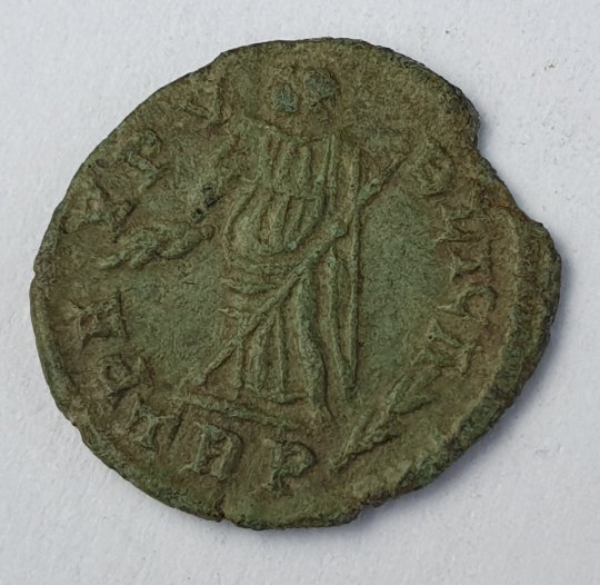 Help-Needed-Hammered-And-Roman-Coins
