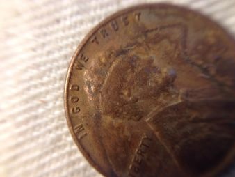 String-Or-Thread-On-The-Die?