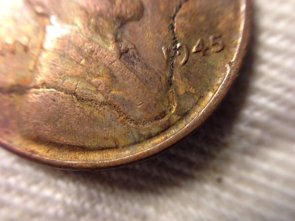String-Or-Thread-On-The-Die?