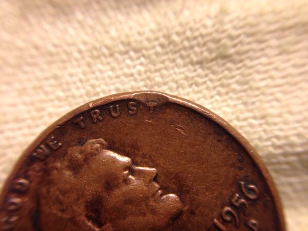 1956-D,-T-Struck-Inside-Clip?