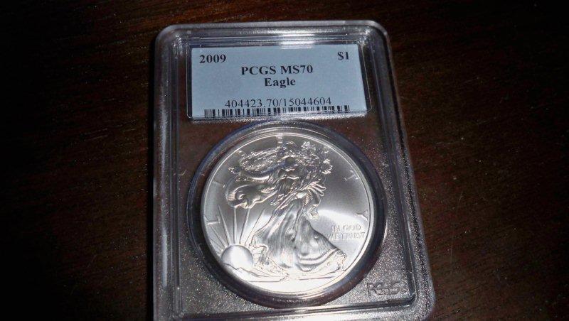 2009-Silver-Eagle-MS-70