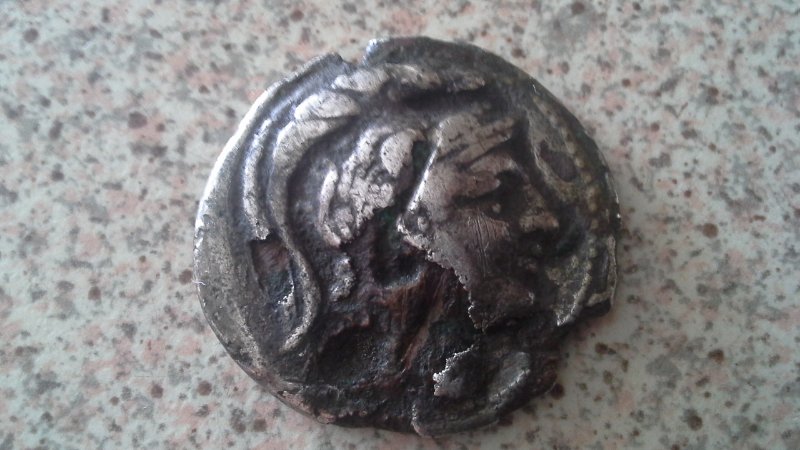Any-Help-To-Identify-This-Coin?