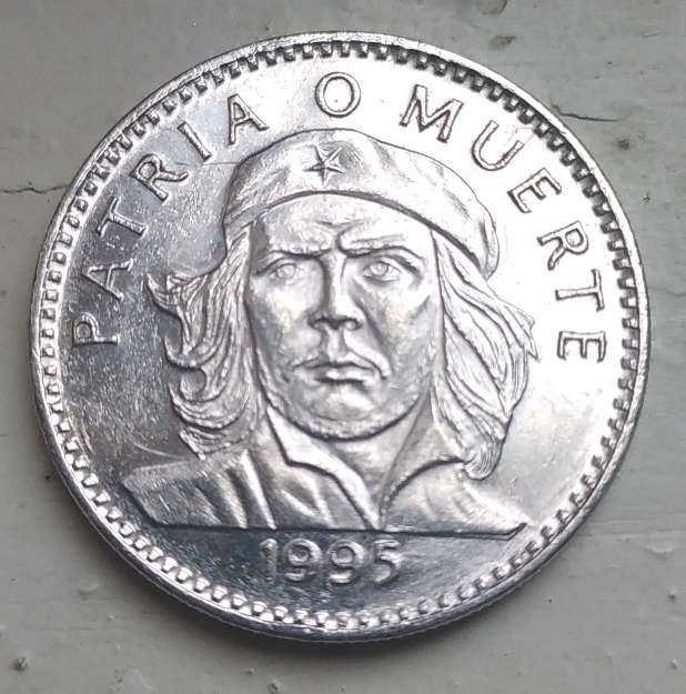 Cuba-3-Pesos-1995---Errors-On-The-Back-Of-The-Coin