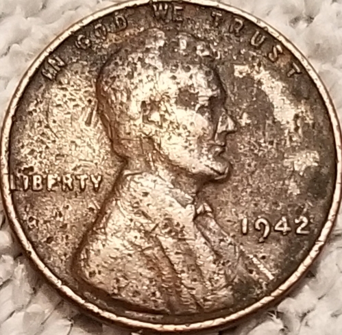 1942-Plain-Lincoln-Penny-With-Bubble-On-The-Back