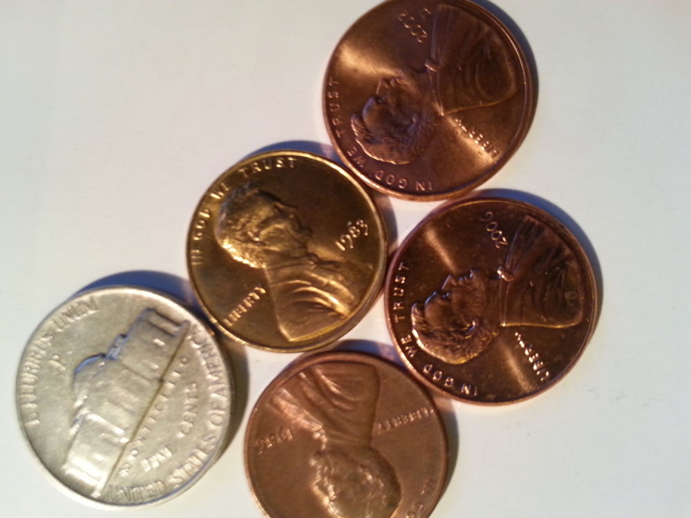 Yellow/Gold-Tone-On-A-Penny?