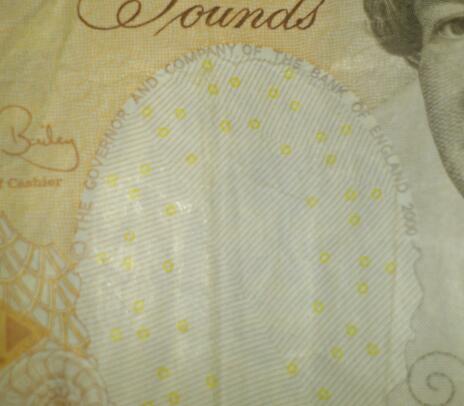 £10-Banknote-Text