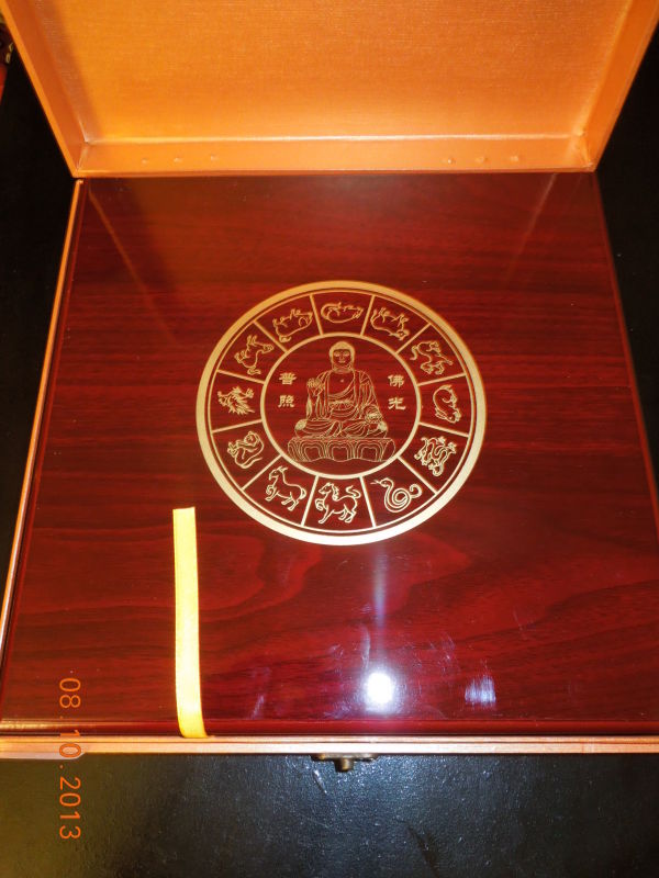 Chinese-Lunar-Calendar-Medallion-Set-With-Pictures