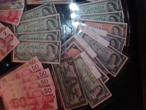 Post-Your-Paper-Money-Collections.