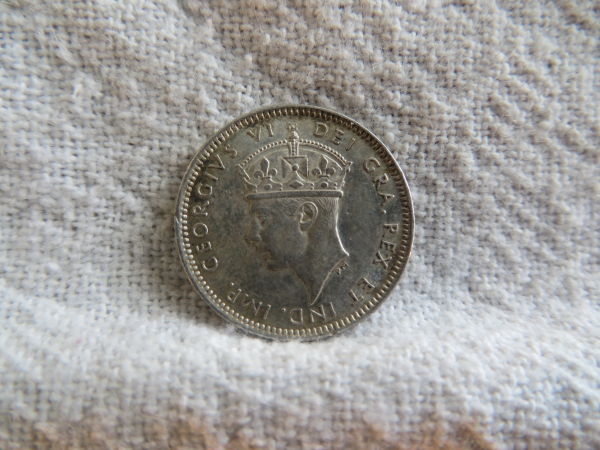 Newfoundland-1941-10c-&-5c---Please-Grade