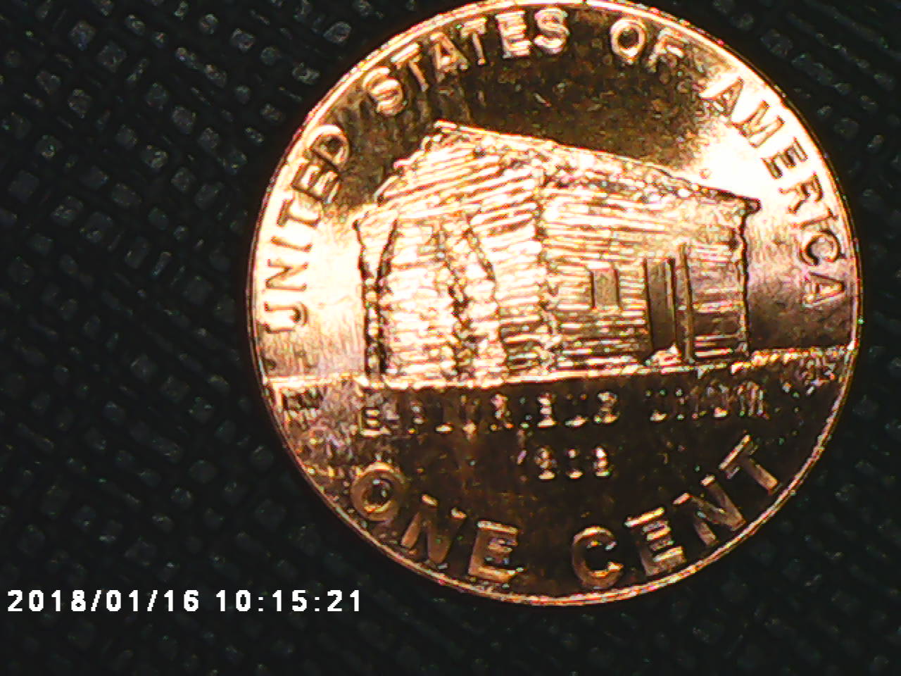 2009-D-Lincoln-Penny-Extra-Button-Hole?