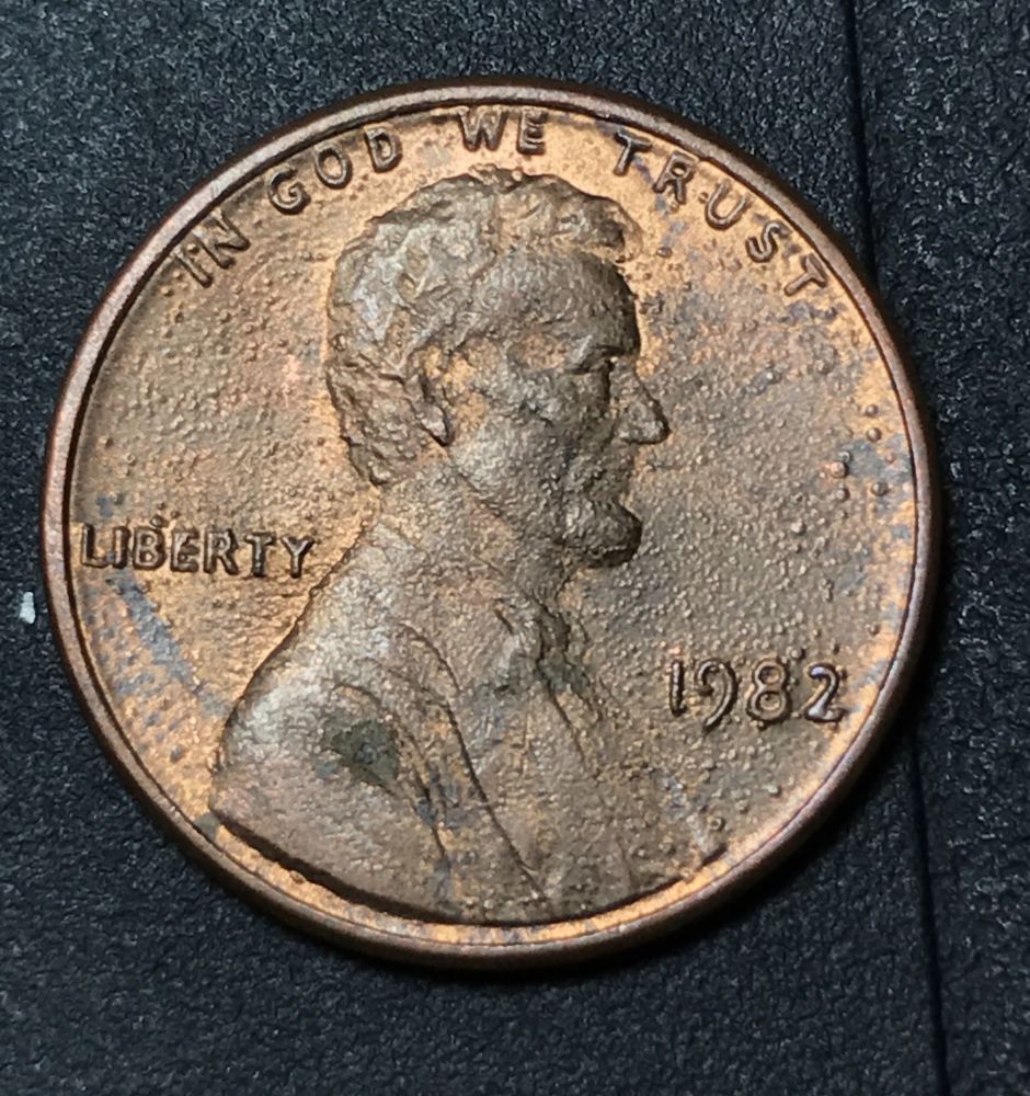 Zinc-1982-Large-Date-With-Bubbles-On-Surface.