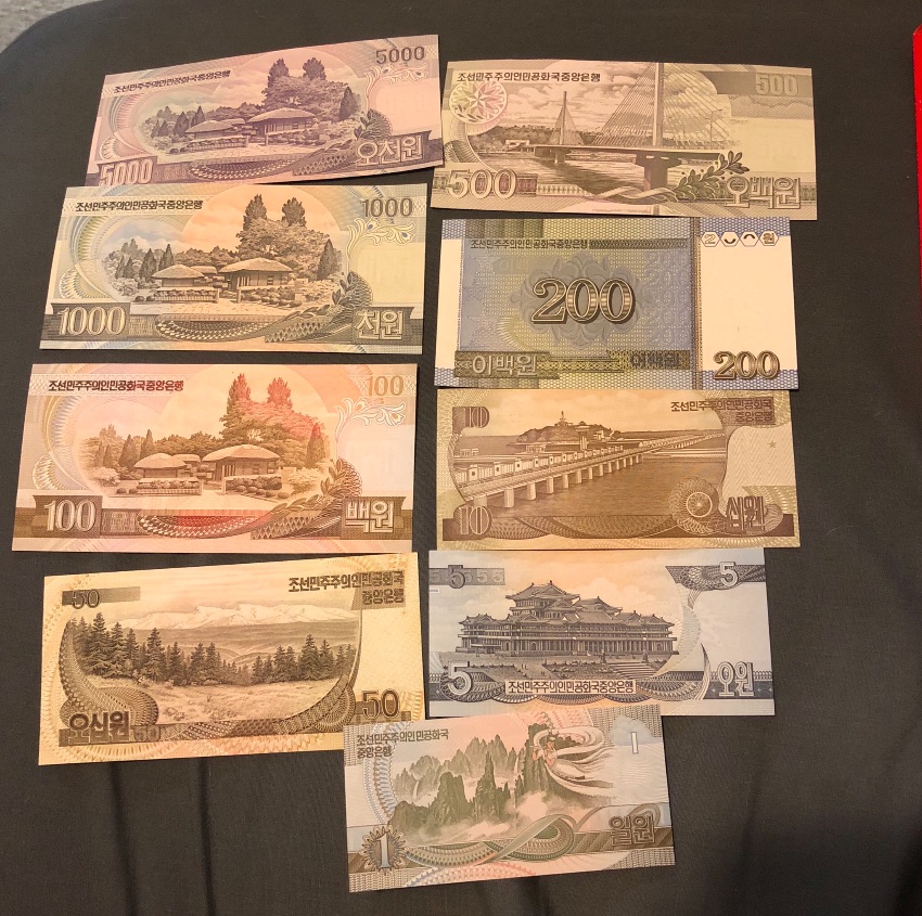 Authentic-Or-Counterfeit-North-Koreans-Notes?
