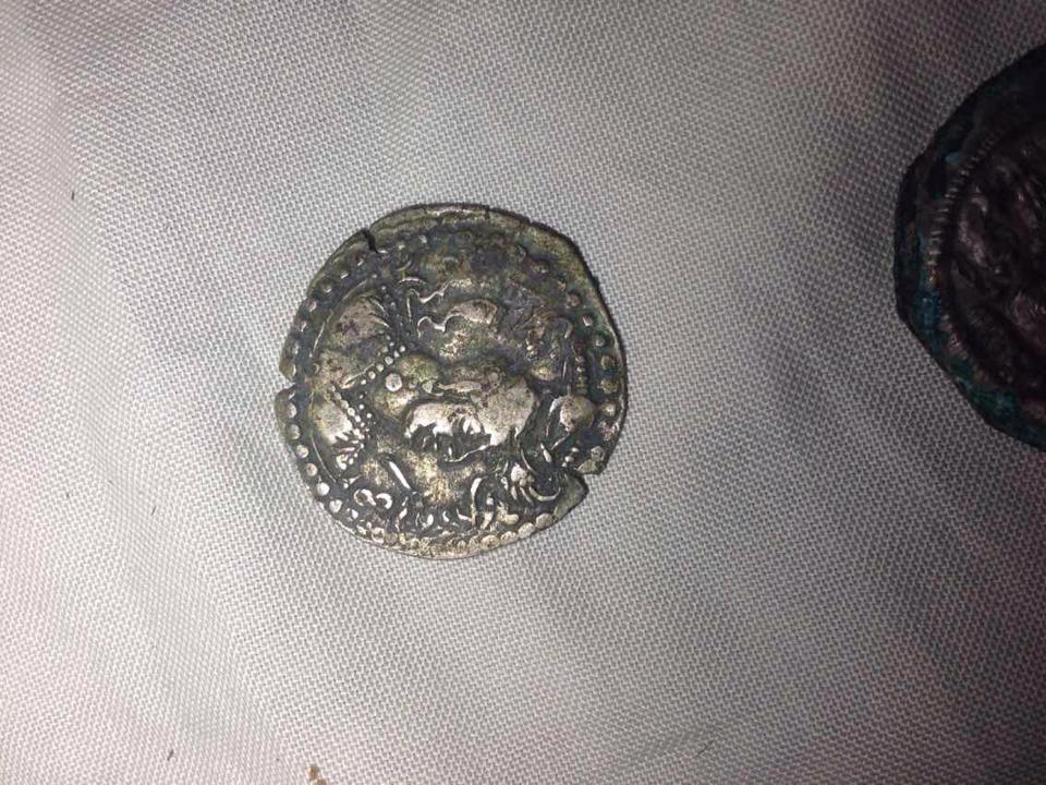 I-Hav-No-Ideea-What-I-Got,-First-Time-On-This-Forum-Coins,-Letter,-Ring