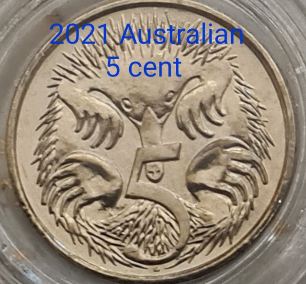 2021-Australian-5-Cent-Bubbles-×3-With-Something-On-Nose-And-Chin-Of-Queen