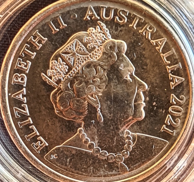 2021-Australian-5-Cent--Surface-Damage-On-Half-Of-Coin