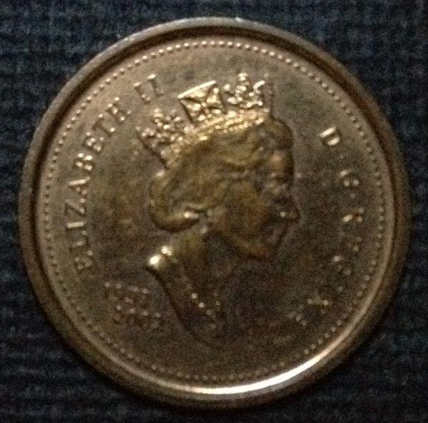 1992-Quarter-With-Vertical-Lined-Background,-Specimen?