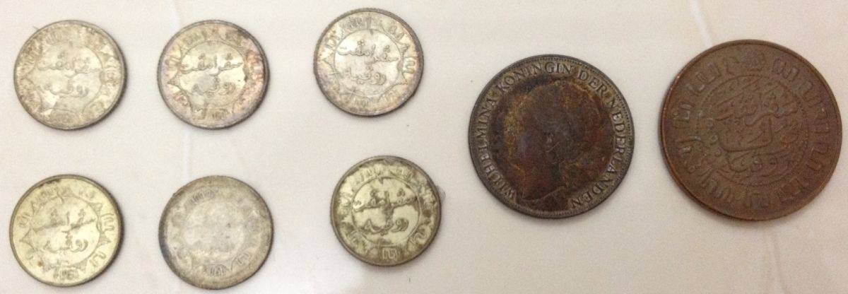 Historic-Indonesian-Coinage