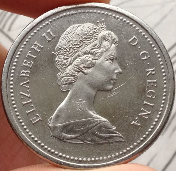 1975-Voyageur-Dollar