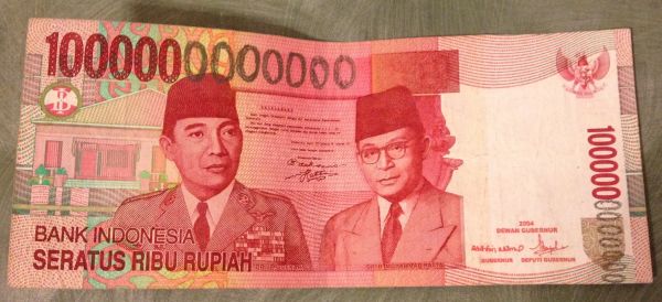 Post-Your-Pics:-Currencies-With-Lots-Of-0s!