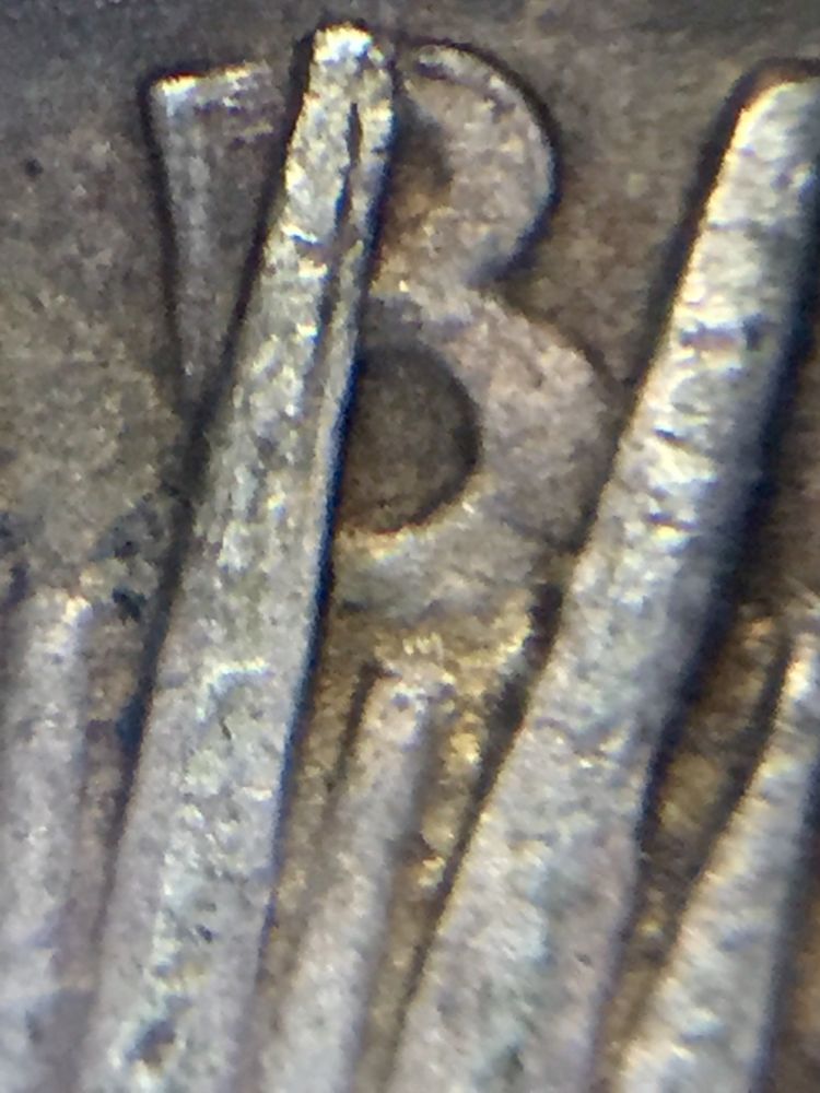 1921-Peace-Dollar-VAM?-Or-Double-Die?-What-Do-I-Have?