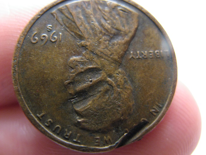 1969-S-Lincoln-Penny---Error-Type?