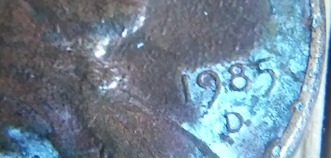US-Lincoln-Cent-19850-D/Looks-Like-DD-On-Forehead.