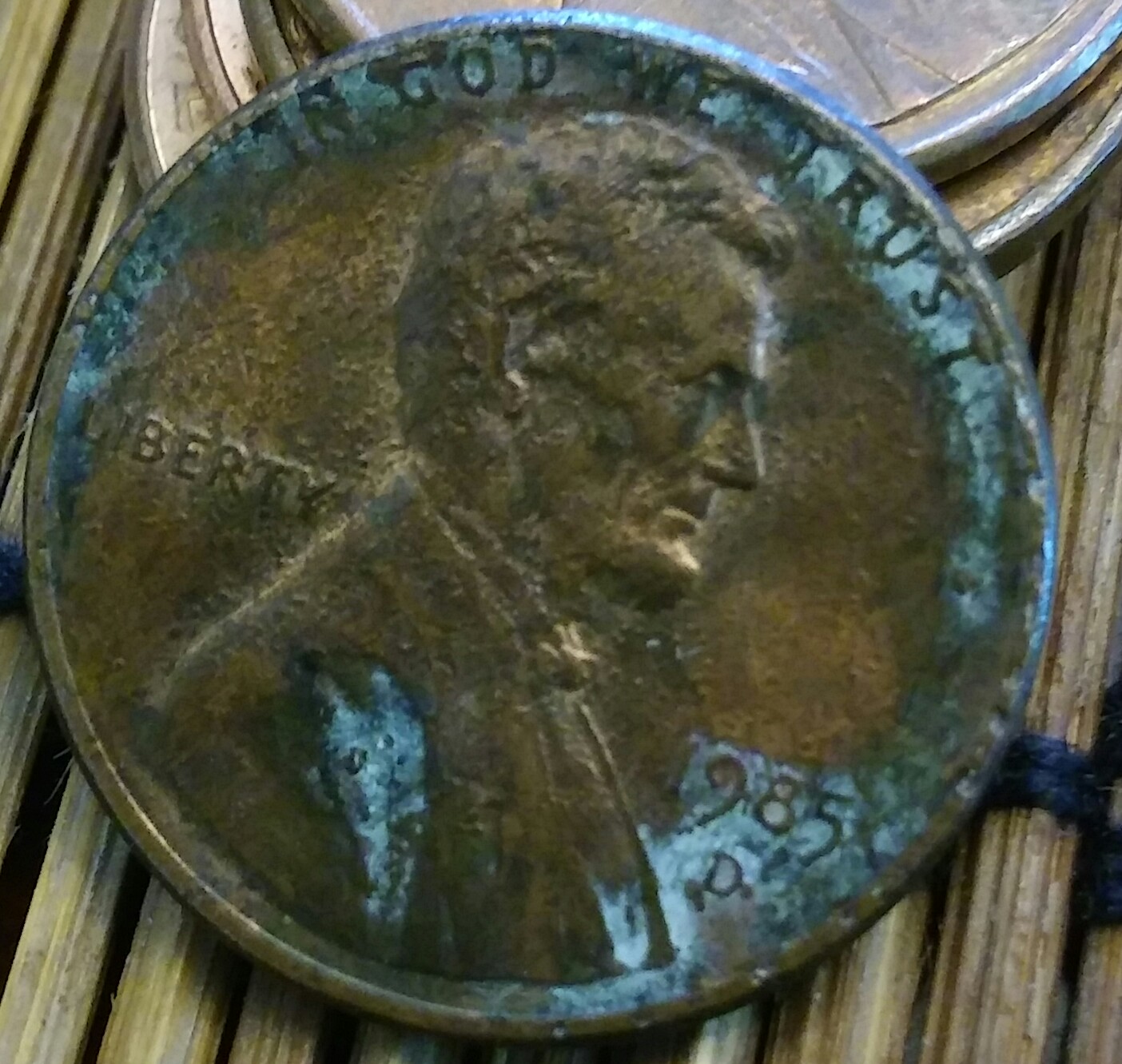 US-Lincoln-Cent-19850-D/Looks-Like-DD-On-Forehead.