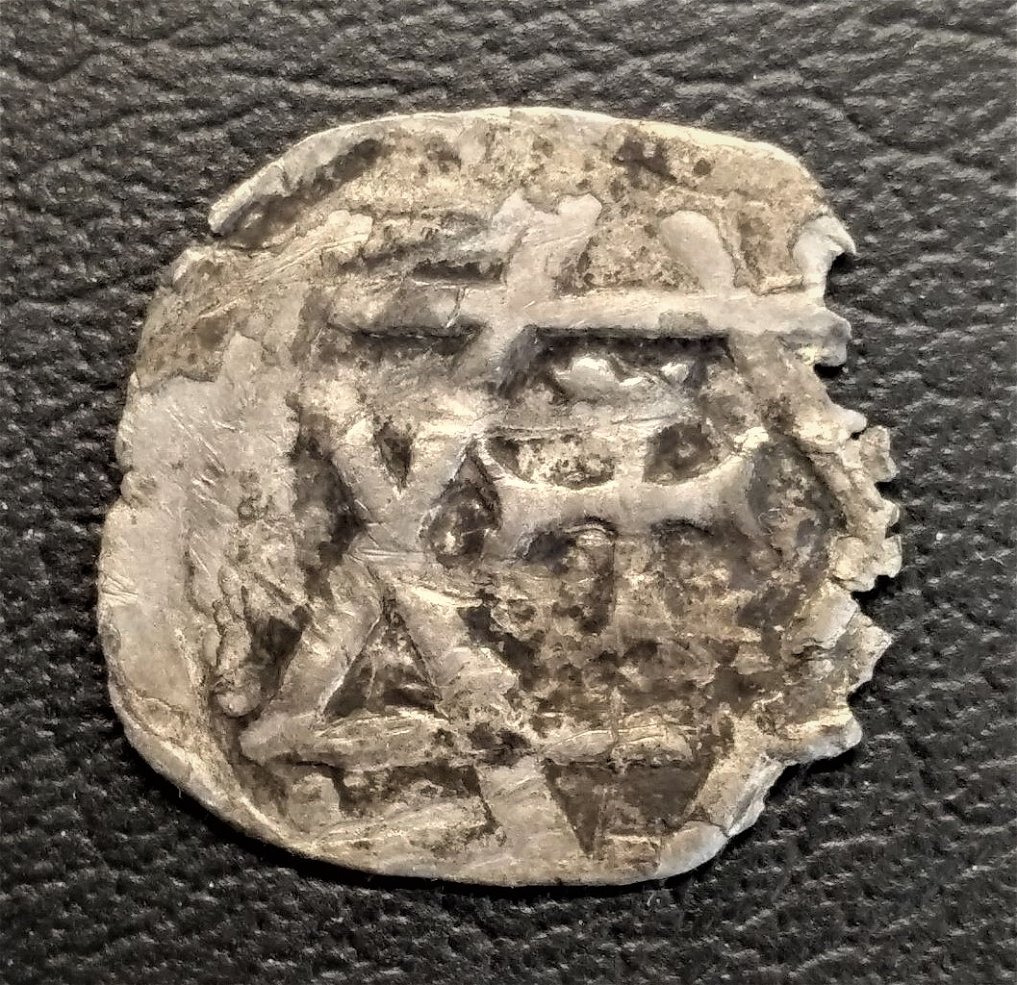 Unknown-Coin.-Silver?-Id:-13th-Century-Danish/Swedish-Penny