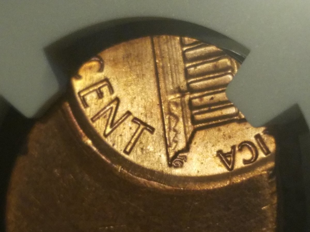 1982-1c-Bronze-NGC-Error-Coin-Identification