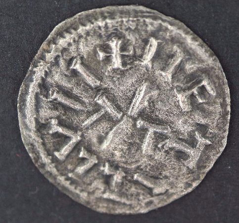 Portrait-Denarius-From-Metalvm,-Louis-The-Pious