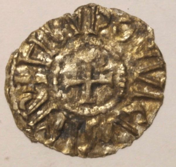 Denarius-From-Melle,-From-Louis-The-Pious