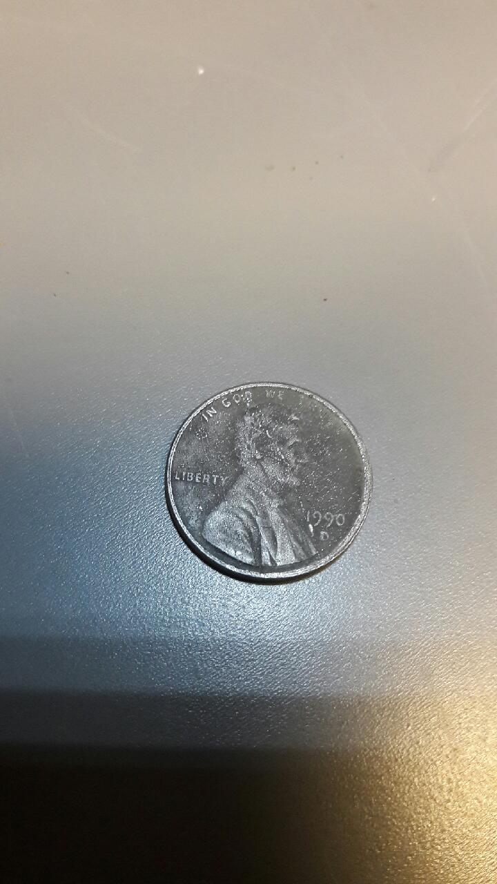 1990-D-Lincoln-Cent...looks-Like-A-Steel-Penny