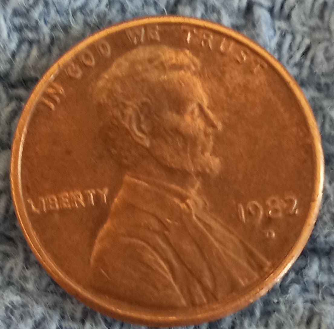 1982-D-Penny-3.10-Grams-Trying-To-Figure-Out-If-Large-Or-Small-Type