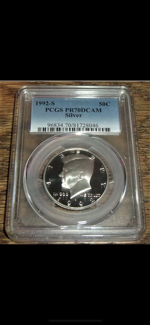 Help!-Is-This-An-Authentic-PCGS-Slab?