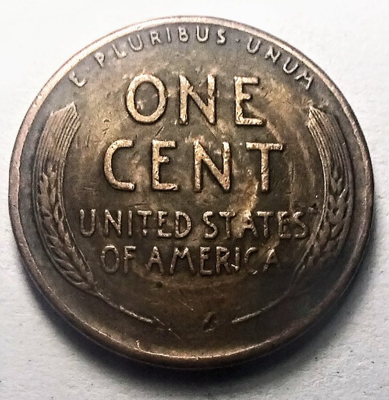 1948-Lincoln-Wheat-Penny-Error-On-Face?