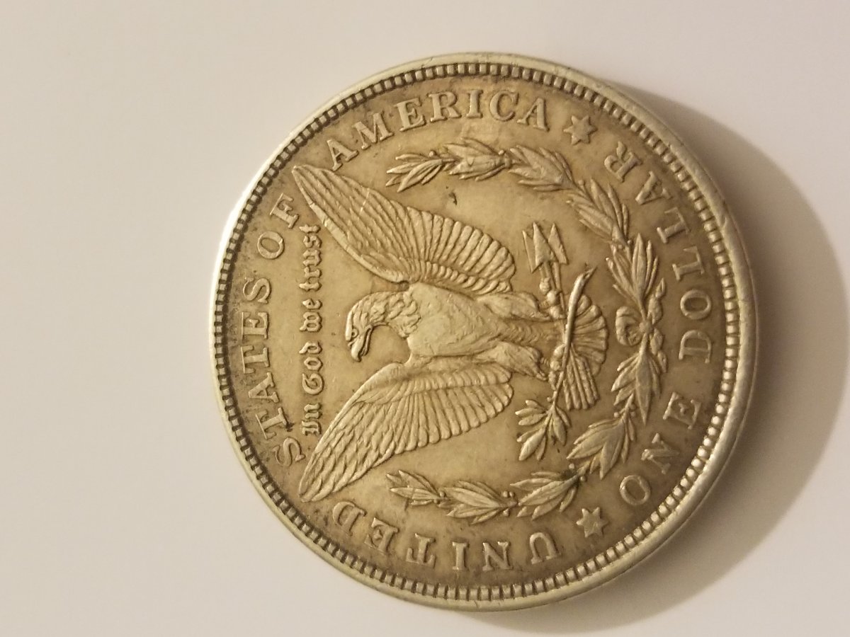 Strange-Tone-On-1921-Morgan-Dollar