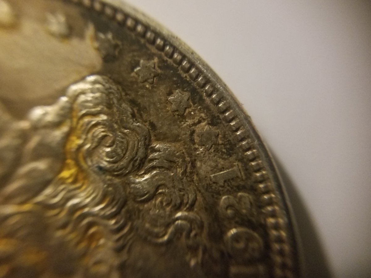 Strange-Tone-On-1921-Morgan-Dollar