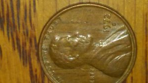 1972-Penny-Has-Some-Black-Lines-Threw-It,-Is-It-Worth-Keeping-Thanks-For-Inp