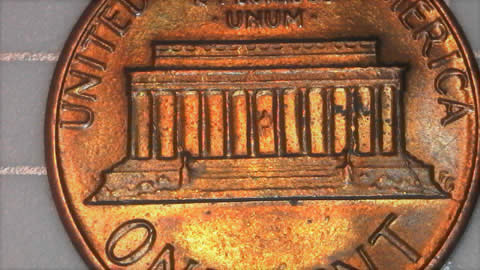 1982-LMC-Large-Date-With-A-Amazing-Die-Crack-On-Reverse.any-Value-?-Please?