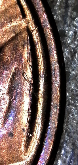 1975-D-LMC-Die-Crack-Rim-To-Rim-And-Spike-Head