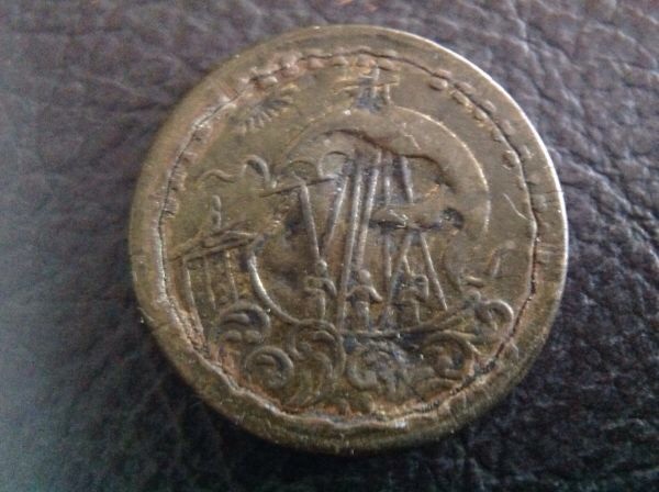 Never-Seen-One-Of-These-Before,-Can-Anyone-Help?