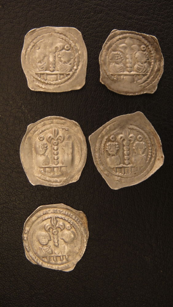 Die-Duplicates-And-Die-Linked-Coins