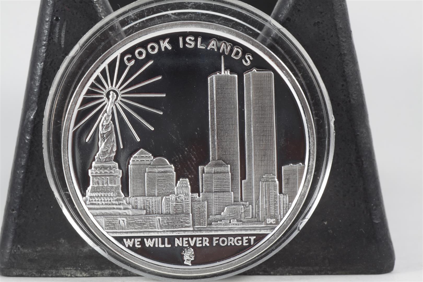 Cook-Islands-$1-Wtc-Coin---Fake?