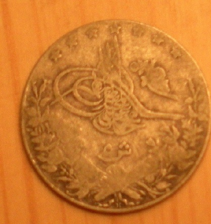 Sorting-Through-Gpas-Misc-Box-Of-Coin