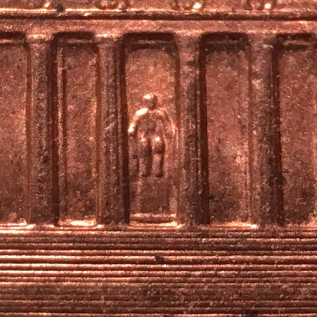 2004-Column-Lmc-DDR-Found!