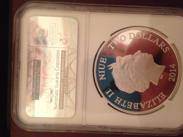 3-Year-Old-Daughter-Was-Gifted-Mickey-Coin