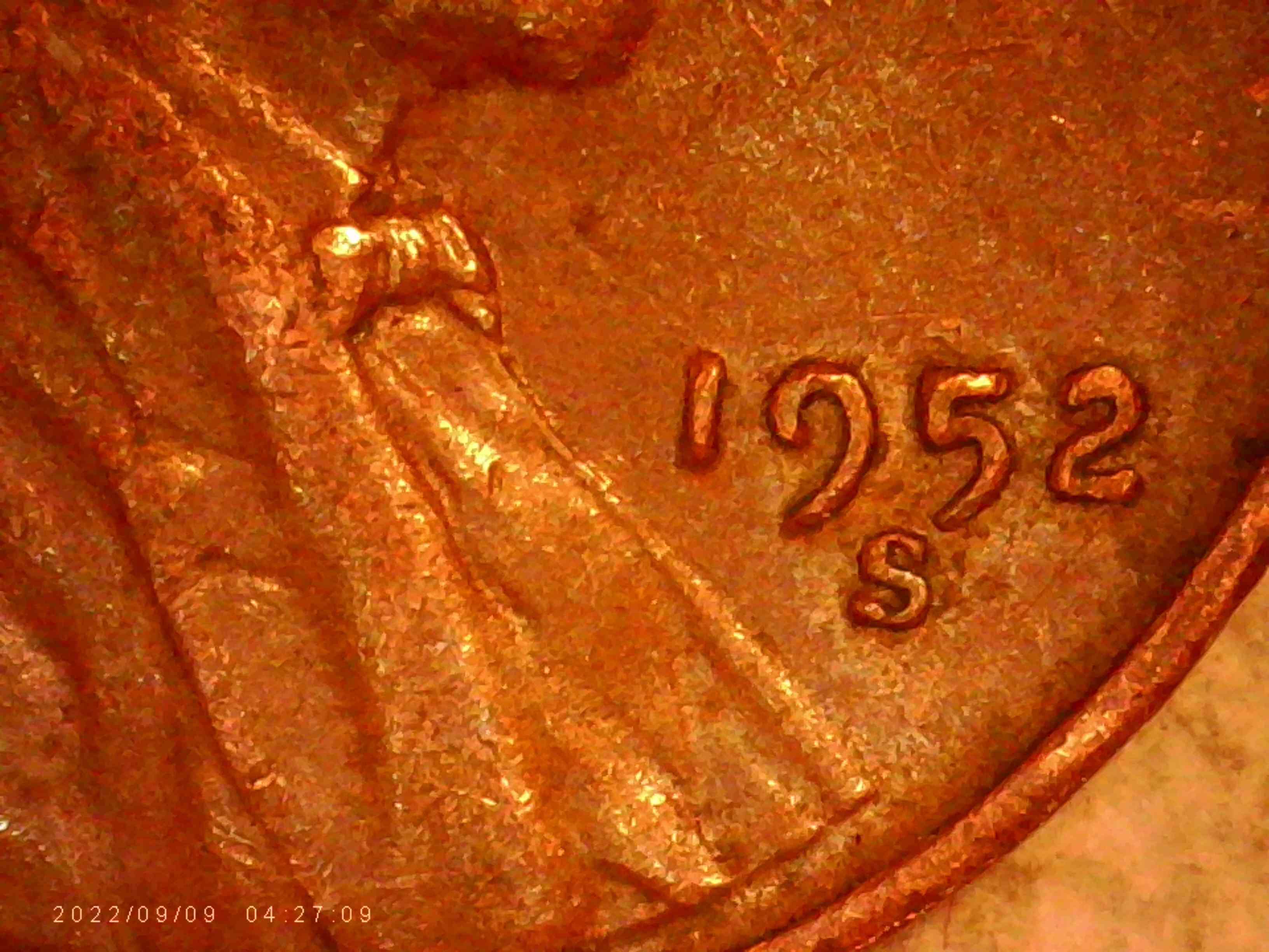 1952-S-LWC-DDR-On-Wheat-Stalks?-Looks-Like-It-To-Me.